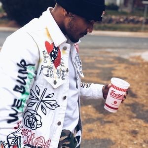 Meet your Posher, Tahj